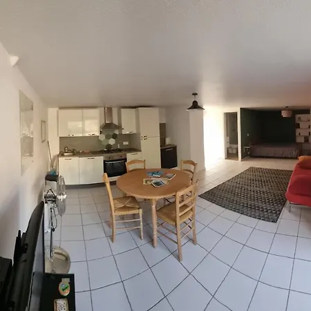 En Plein Coeur De Apartment